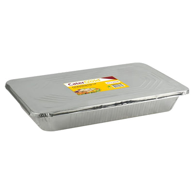 The Cater Gold 9L Foil Roasting Tray With Lid (53 x 33cm) is a rectangular disposable tray with a fitted lid and features a yellow Cater Gold label on top.