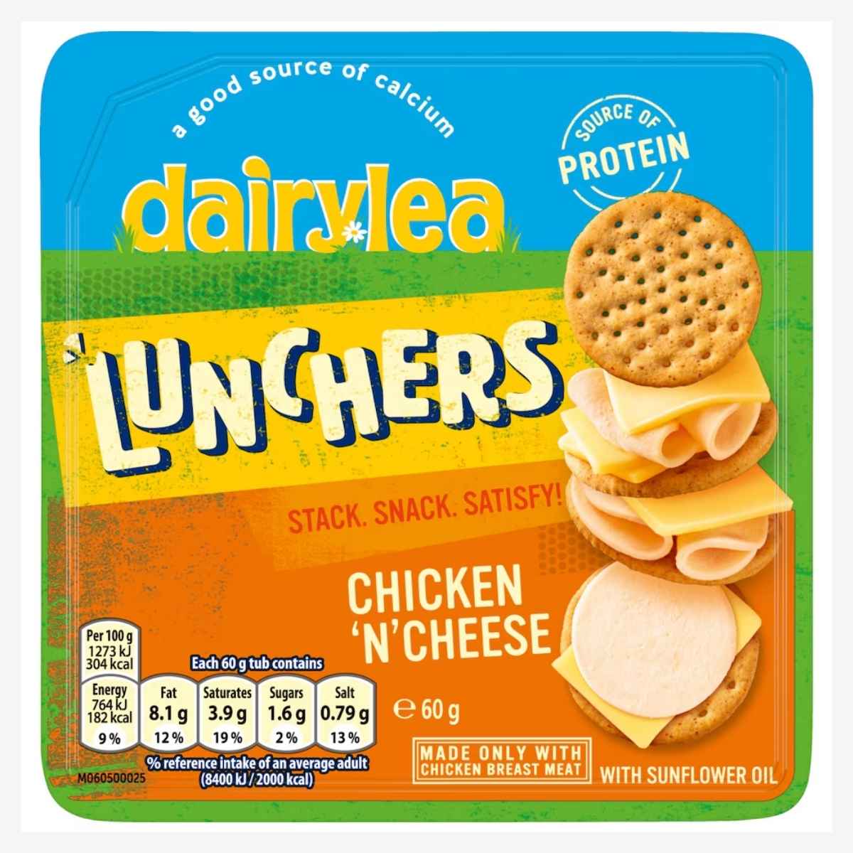 Dairylea Lunchers - Chicken N Cheese - 60g features chicken slices, cheese, and round crackers, noted for calcium and protein content.