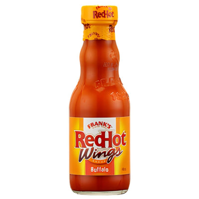 Frank's Redhot Buffalo Wings Sauce (148ml) adds classic buffalo wing flavor to your favorite dishes.