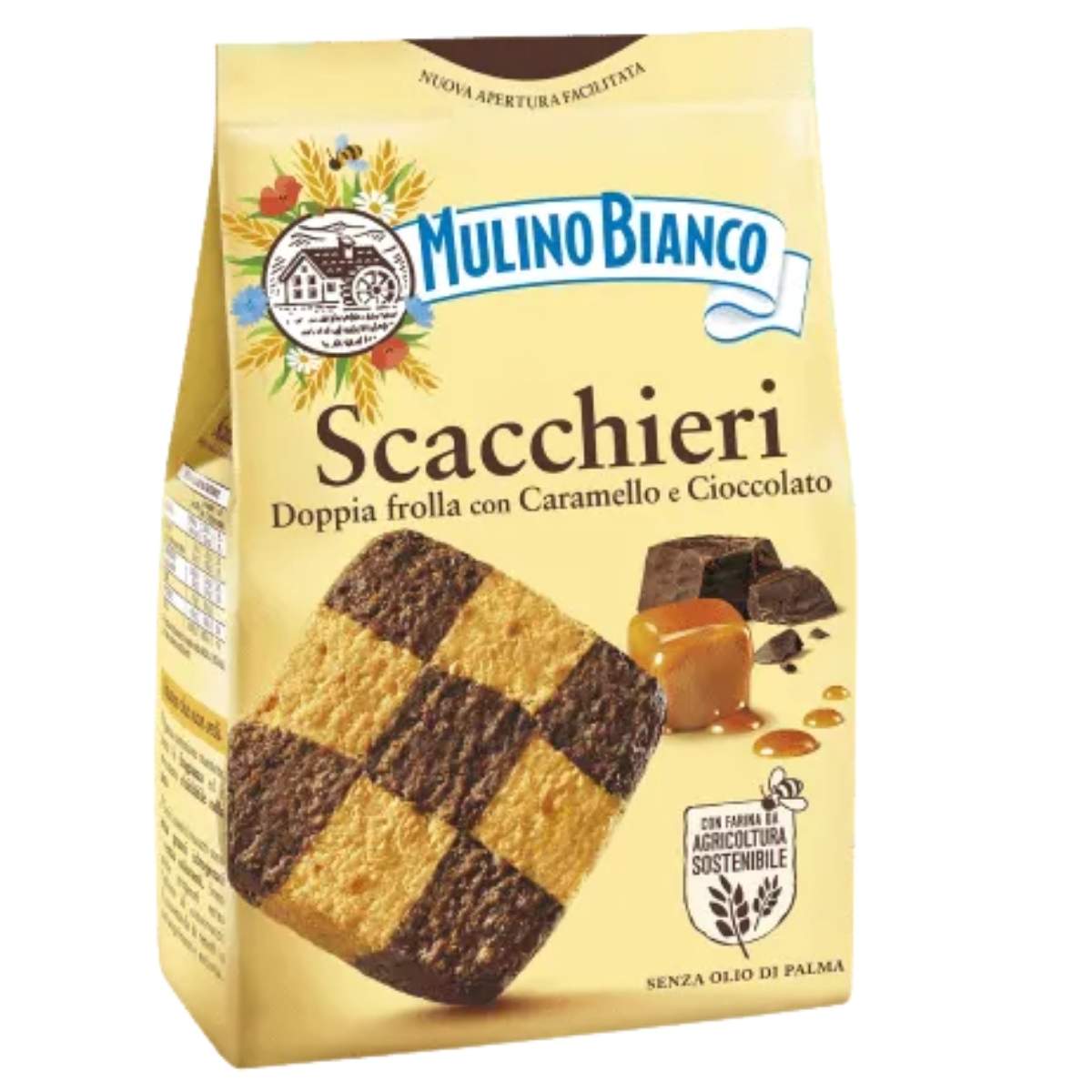 Packaging of Mulino Bianco 300g Scacchieri cookies with chess board design and caramel pieces on a white background.