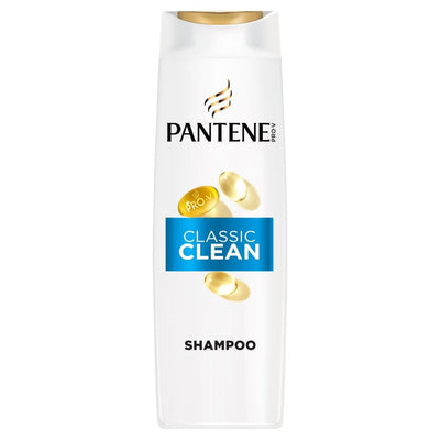 Pantene - Classic Clean Shampoo - 500ml comes in a white bottle with gold capsules and a blue label, featuring the Pro-Vitamin formula. Ideal for daily use.