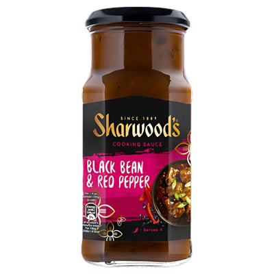 A 425g jar of Sharwood's Black Bean & Red Pepper Chinese Cooking Sauce, with a vibrant label showing a served dish and product details.