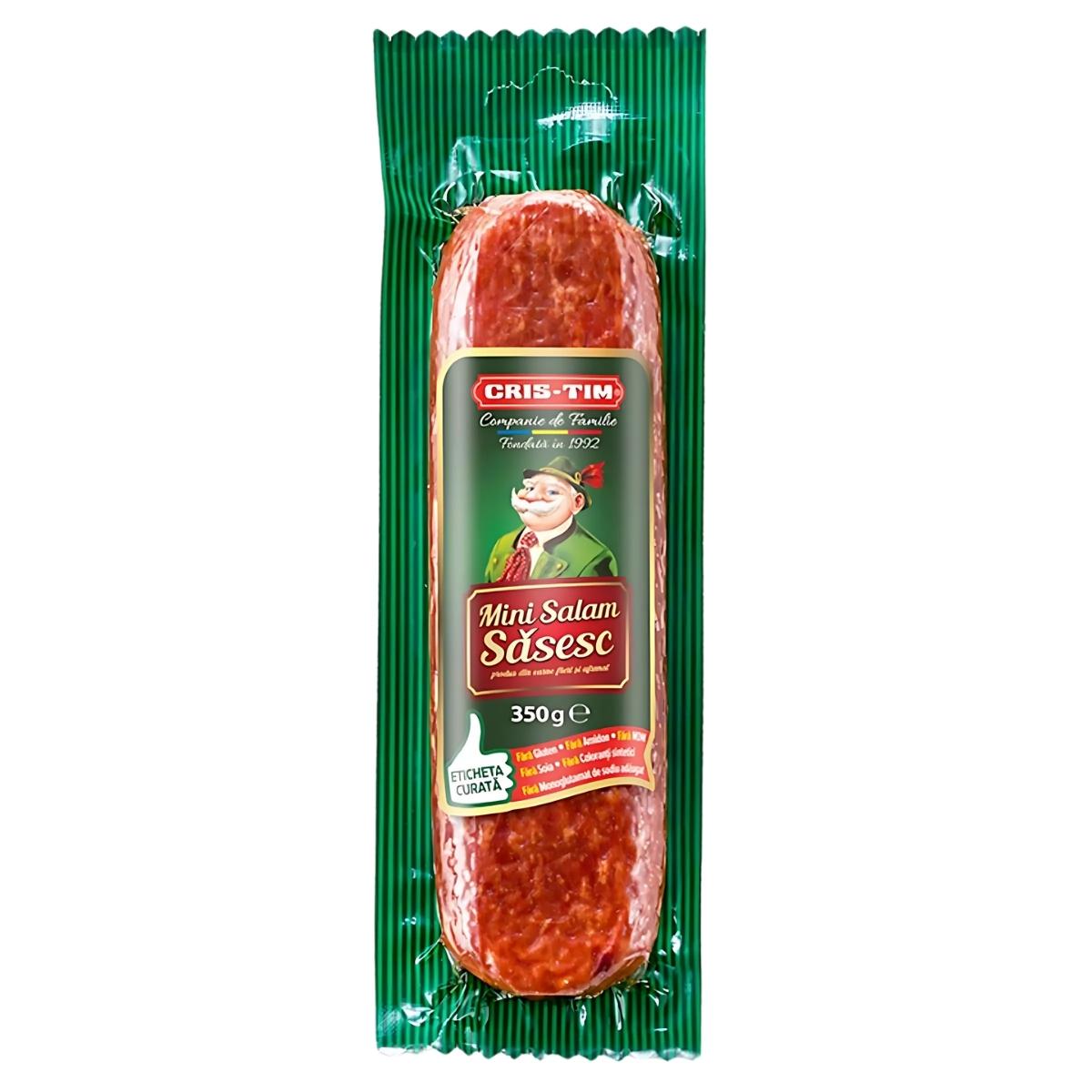 A 350g package of Sokolow Mini Spice "Sasesc" Salami wrapped in green plastic and infused with savory spices.