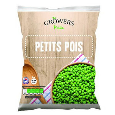 Growers Pride - Petits Pois - 450g bag with a photo of green peas in a bowl and on a wooden spoon, plus nutritional details shown at the bottom.